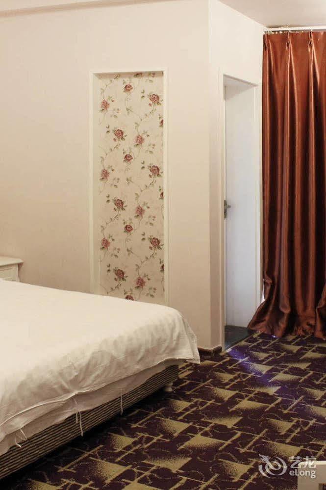 Chengdu Lilac Hotel Fei Cheng Branch Exteriér fotografie